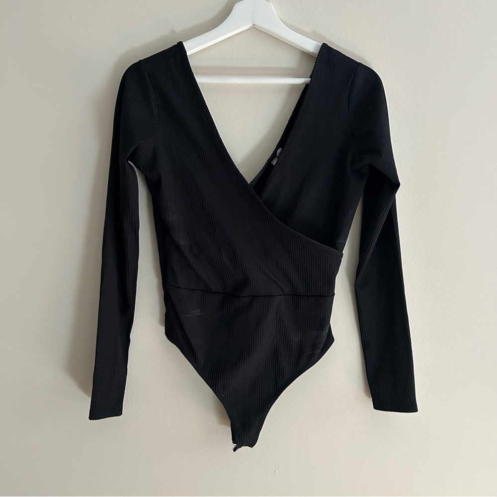 Asos Bodysuit Black Long Sleeve Deep V Fitted Ribbed Classic Top Women's Size 6